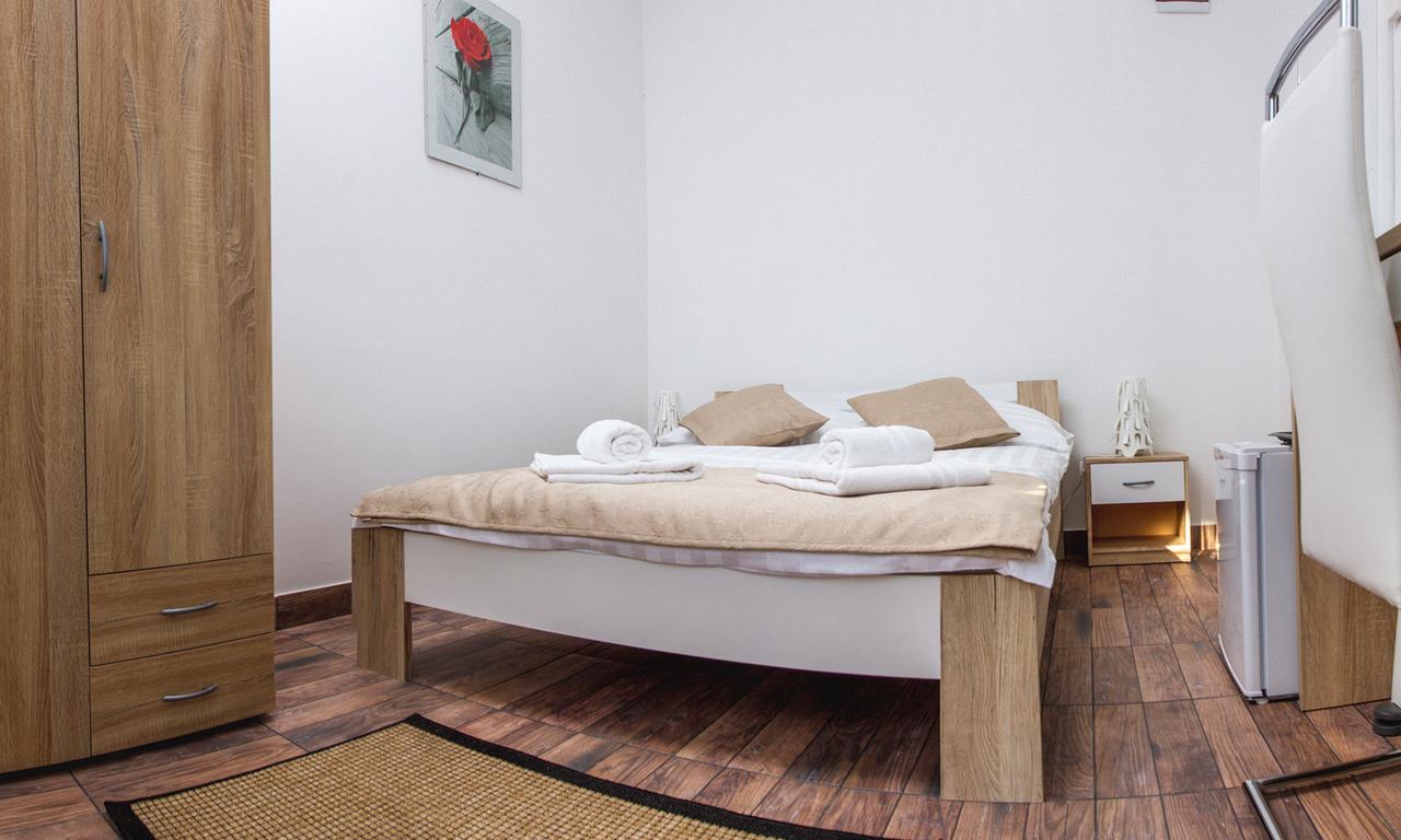 Guesthouse Dubai Zagreb Rom bilde